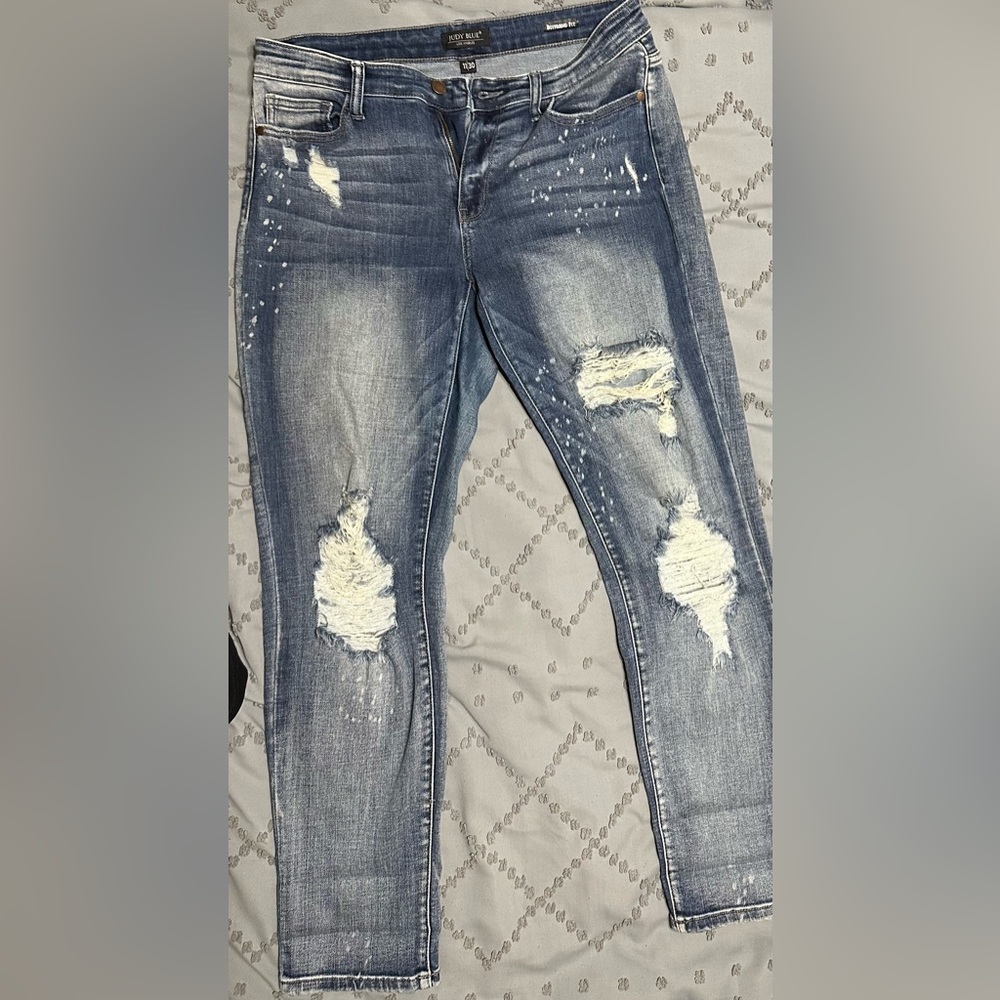 Judy Blue Distressed Boyfriend Jeans